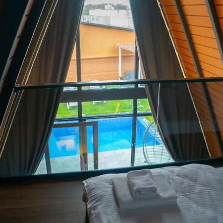 Kapslový hotel Triangle Life Suit